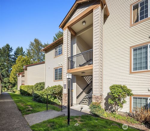 apt-b101-25025 Se Klahanie Blvd, Sammamish, WA, 98029-7748 | Card Image