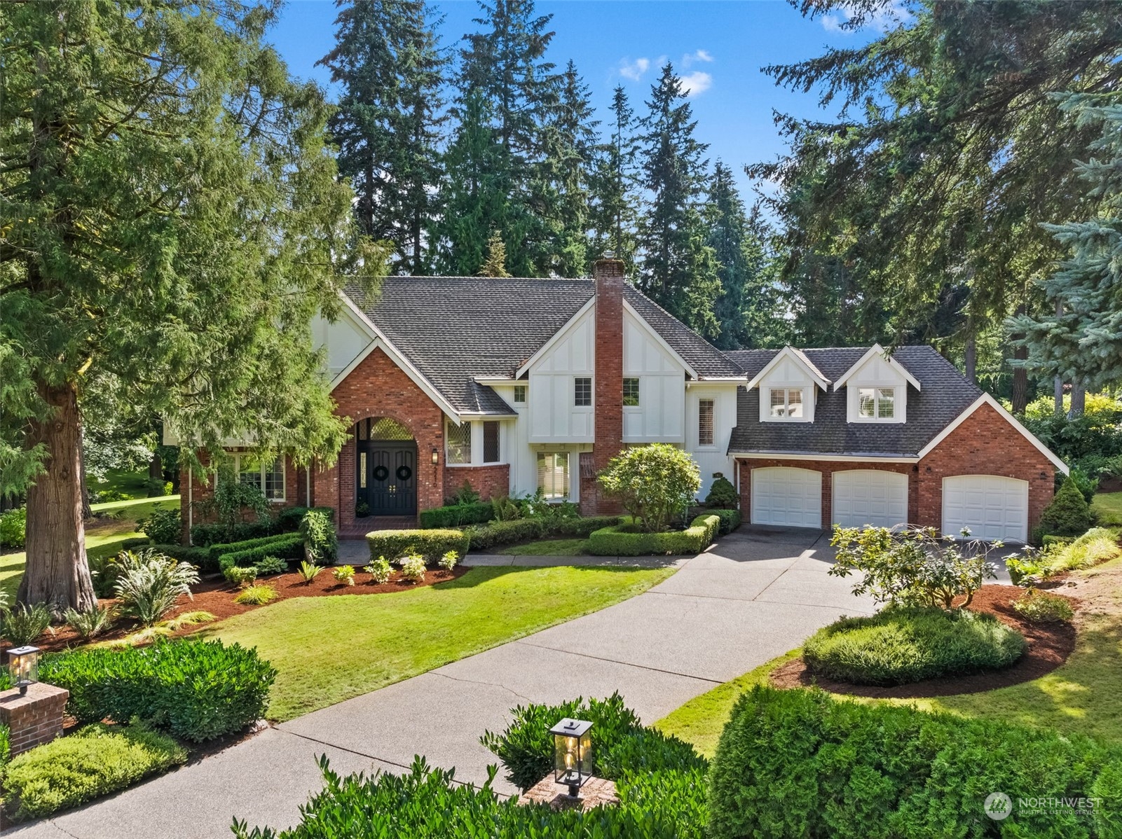 Canterwood Dr, Gig Harbor, WA 98332