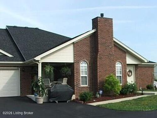 11405 Ridge Lake Dr, Louisville, KY, 40272 | Card Image
