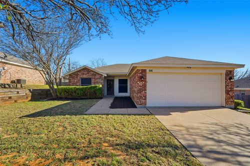 641 Green Mountain Rd, Burleson, TX, 76028-7351 | Card Image