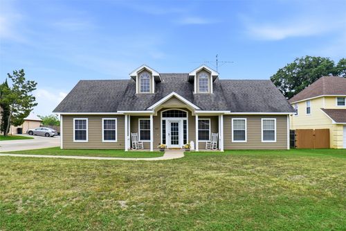 207 Bonita Dr, Granbury, TX, 76049-1616 | Card Image