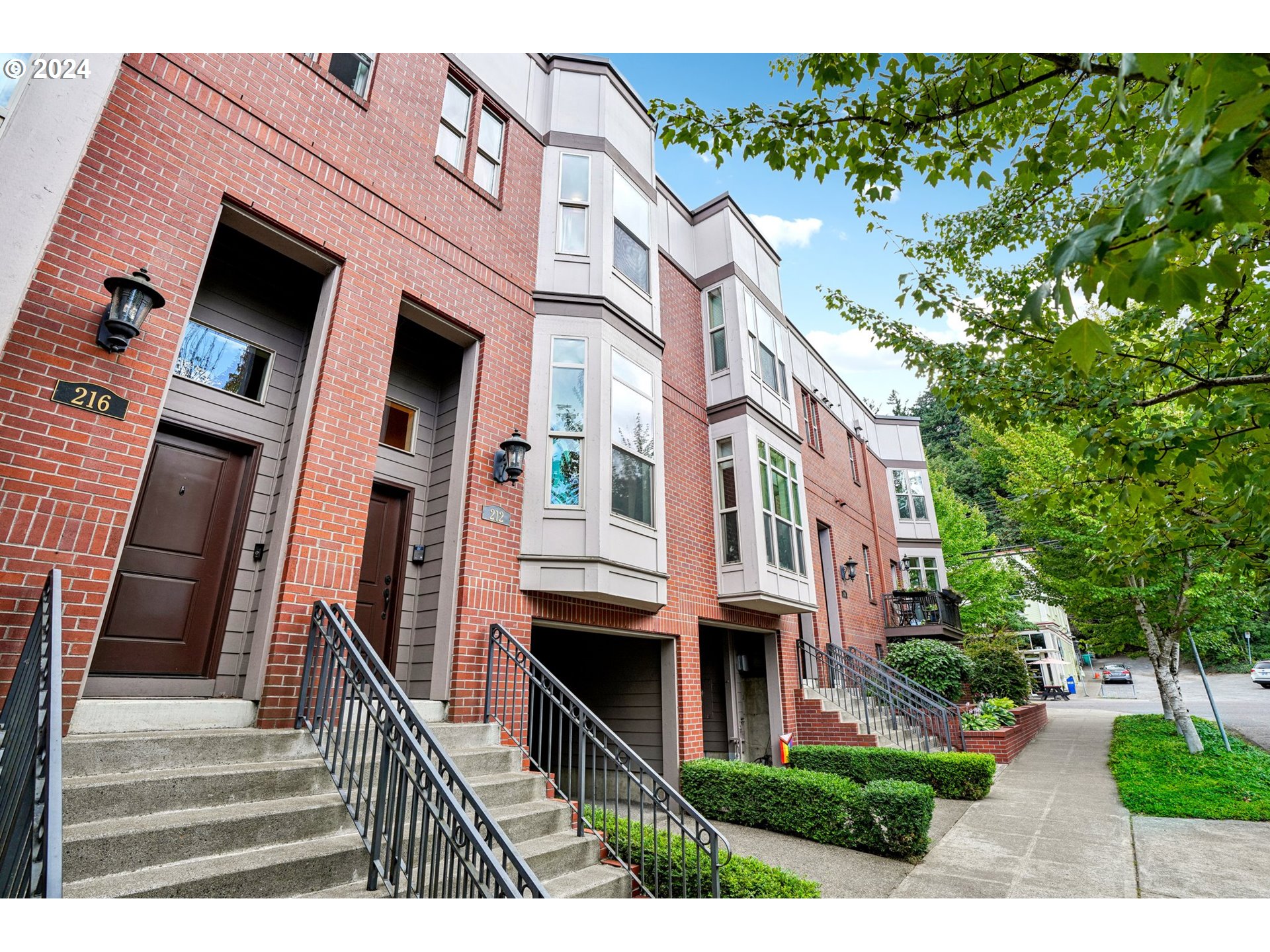 Pendleton St, Portland, OR 97239