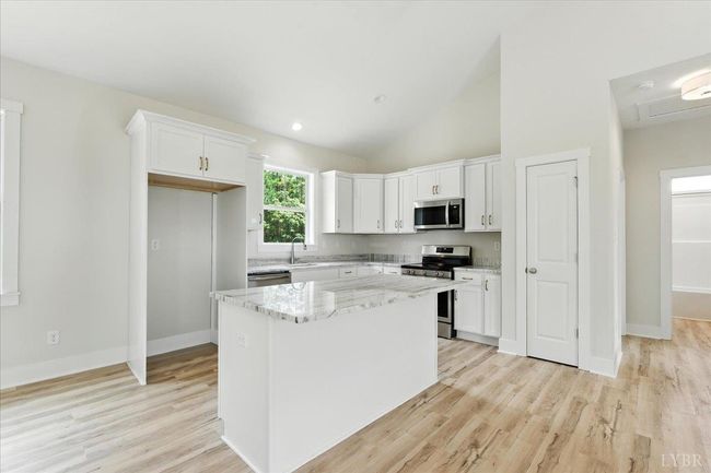 0 Bent Creek Rd, House other with 3 bedrooms, 2 bathrooms and null parking in Concord VA | Image 14