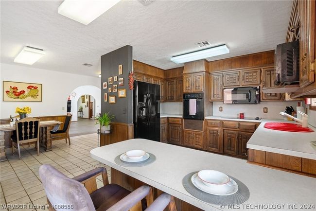 40079 E County Road 1315, House other with 3 bedrooms, 4 bathrooms and null parking in McCurtain OK | Image 14