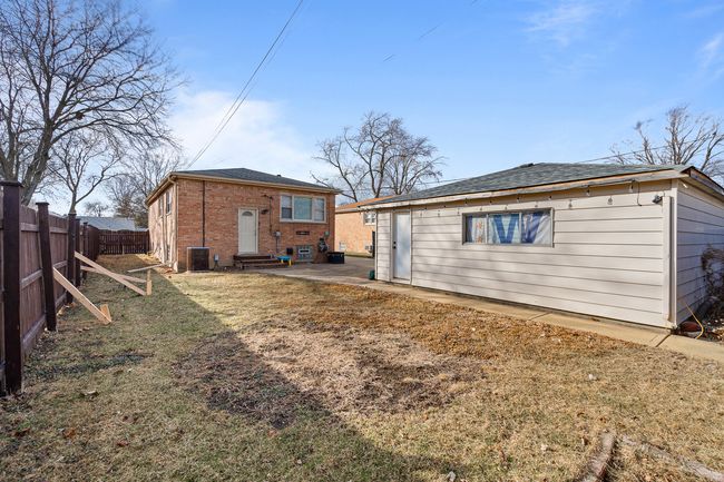 10155 Kildare Ave, House other with 3 bedrooms, 2 bathrooms and 2 parking in Oak Lawn IL | Image 24