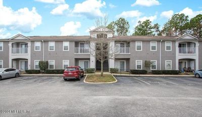 1914 - 7920 Merrill Road, Condo with 2 bedrooms, 2 bathrooms and null parking in Jacksonville FL | Image 1