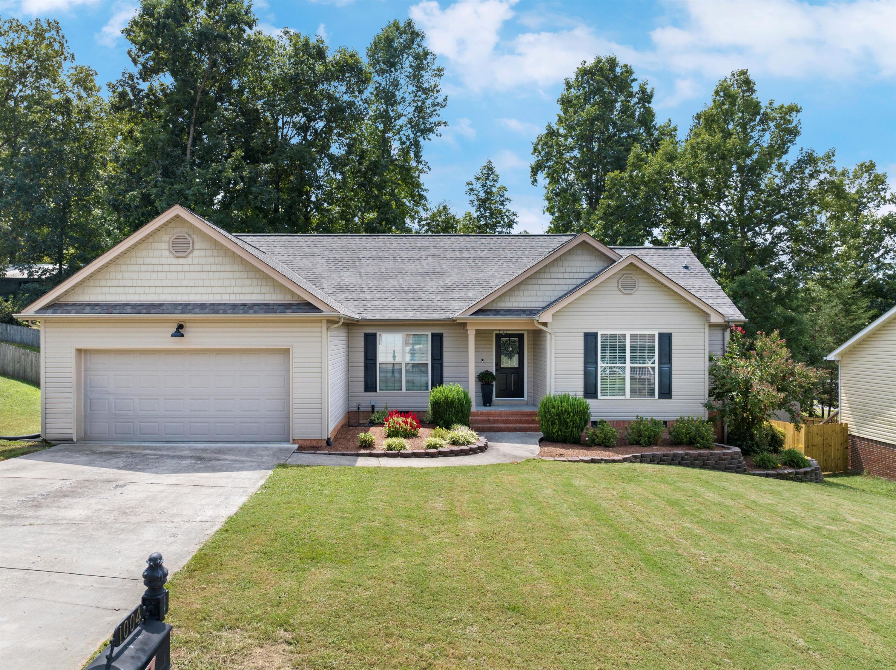 Falcon Run Dr, Soddy Daisy, TN 37379