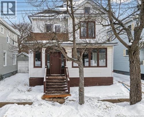 225 Weldon St, Moncton, NB, E1C5W7 | Card Image