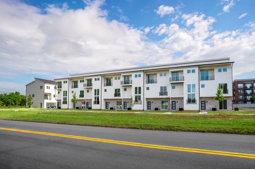 3311 Aberdeen Row, Chattanooga, TN, 37410 | Card Image