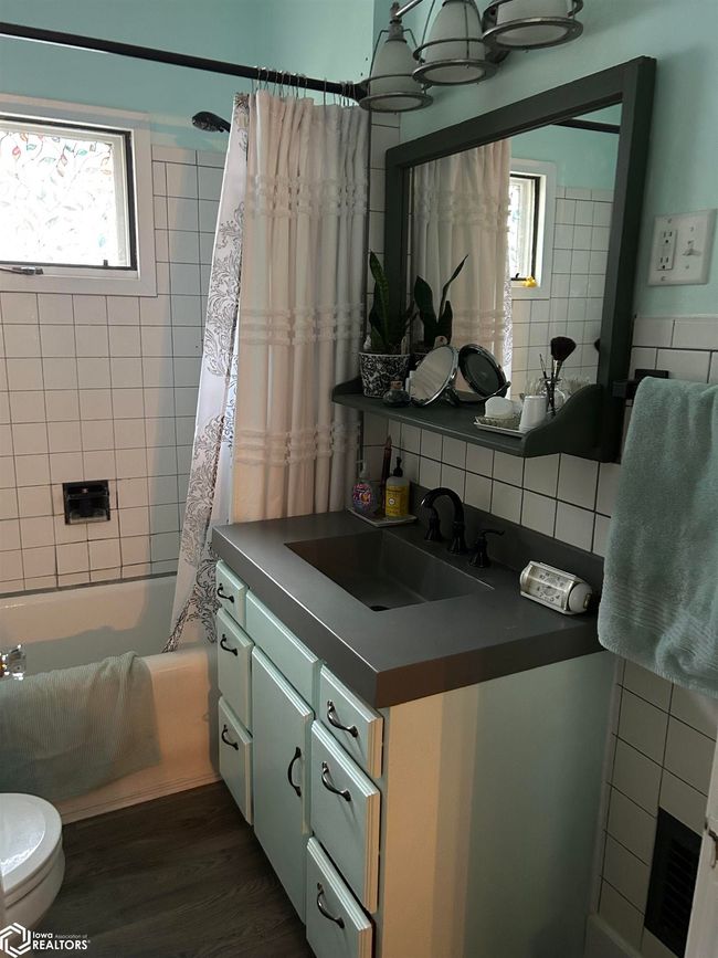 311 5 Th St, Home with 2 bedrooms, 2 bathrooms and 1 parking in Griswold IA | Image 22
