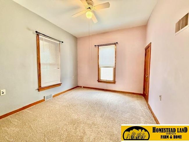 902 A St, House other with 3 bedrooms, 2 bathrooms and 1 parking in Fairbury NE | Image 9