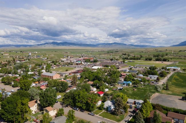 11 2 Nd St E, House other with 2 bedrooms, 2 bathrooms and null parking in Whitehall MT | Image 39