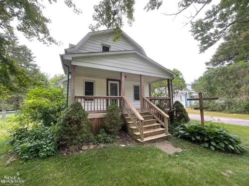 9270 Field Rd, Clay, MI, 48001-4403 | Card Image