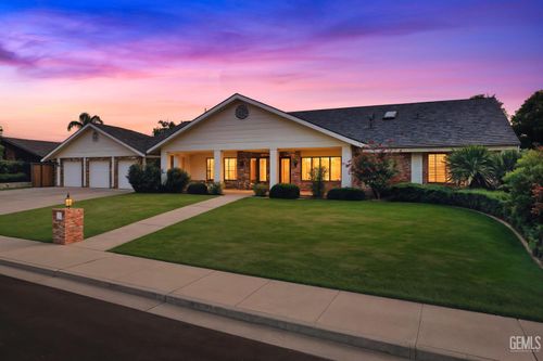 4808 Panorama Dr, Bakersfield, CA, 93306-1349 | Card Image