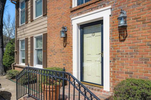 apt-4-10 S Idlewild St, Memphis, TN, 38104-3970 | Card Image