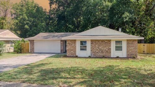 4060 Hitchcock St, Memphis, TN, 38128-2105 | Card Image