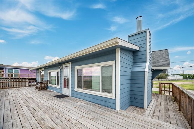 329 E Bayshore Dr, House other with 4 bedrooms, 2 bathrooms and null parking in Palacios TX | Image 21