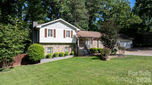 14214 Honeysuckle Ridge Dr, Matthews, NC, 28105-6403 | Card Image