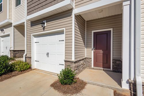 111 Norse Creek Dr, Greenville, SC, 29607-4747 | Card Image