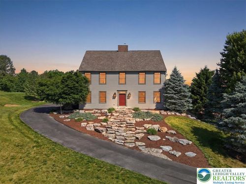 2150 Park Pl, Slatington, PA, 18080-4078 | Card Image