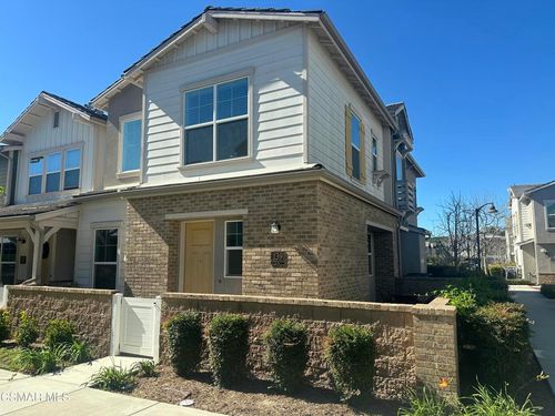 6-139 Farmhouse Dr, Simi Valley, CA, 93065-8567 | Card Image