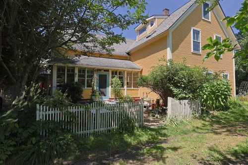 669 Us Route 5, Hartland, VT, 05048-9541 | Card Image