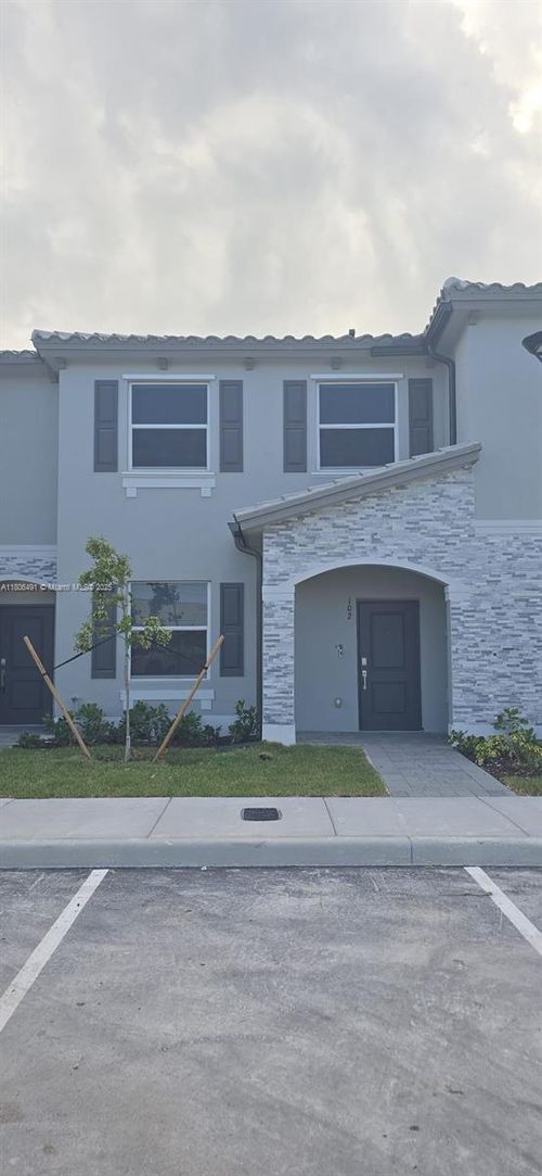 102 Se 11 Court, Florida City, FL, 33034 | Card Image