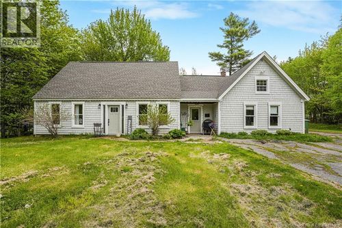 21 Chateau Dr, Mcleod Hill, NB, E3G5X6 | Card Image