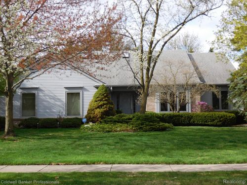 1658 Devonshire Dr, Troy, MI, 48098-4377 | Card Image