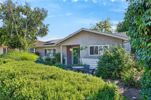 1936 Oak St, Paso Robles, CA, 93446-1611 | Card Image