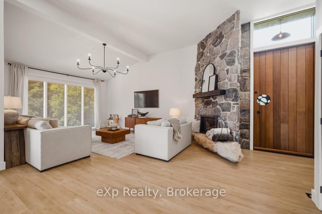 Residential in Morris Turnberry 4