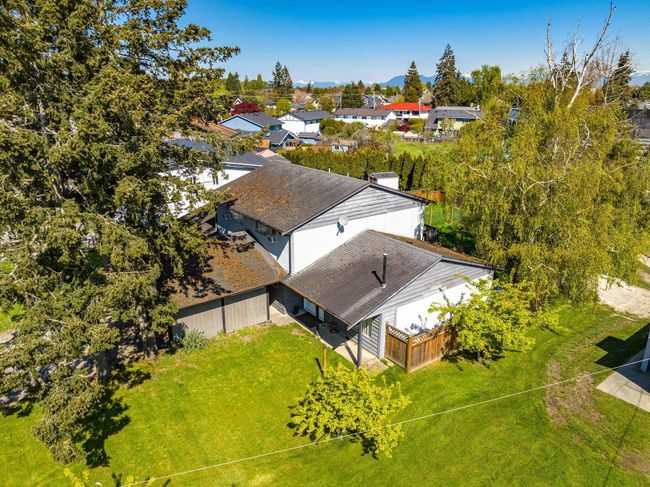 5267 Maple Crescent, House other with 6 bedrooms, 2 bathrooms and 4 parking in Delta BC | Image 7