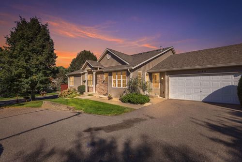 5758 Willow Ln N, Shoreview, MN, 55126-5646 | Card Image