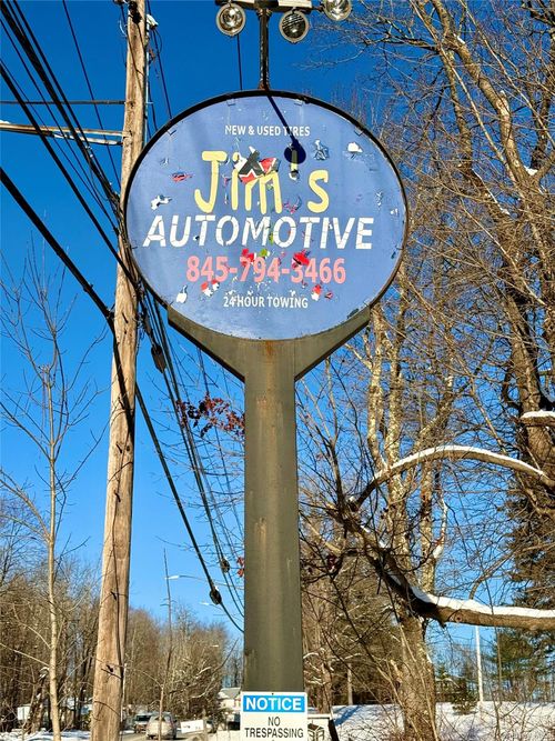 74 Jefferson St, Monticello, NY, 12701-1148 | Card Image