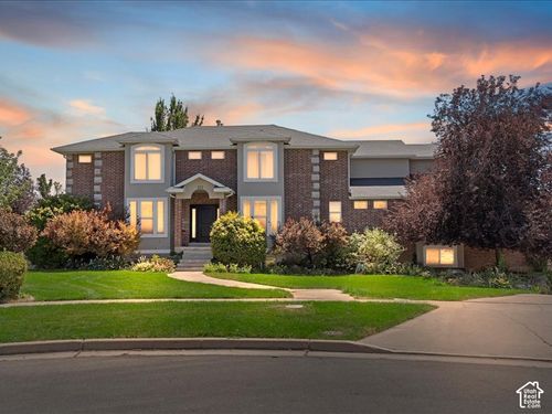 922 S 1760 W, Syracuse, UT, 84075-7042 | Card Image
