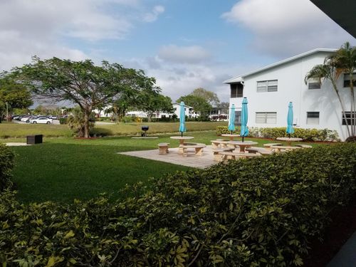 305 Newport T, Deerfield Beach, FL, 33442-2614 | Card Image