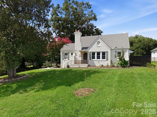 1522 Mooresville Rd, Salisbury, NC, 28147-1395 | Card Image