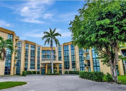 520-3-11790 Sw 18th St, Miami, FL, 33175-1622 | Card Image