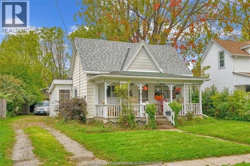 151 Wellington St E, Chatham, ON, N7M3P2 | Card Image