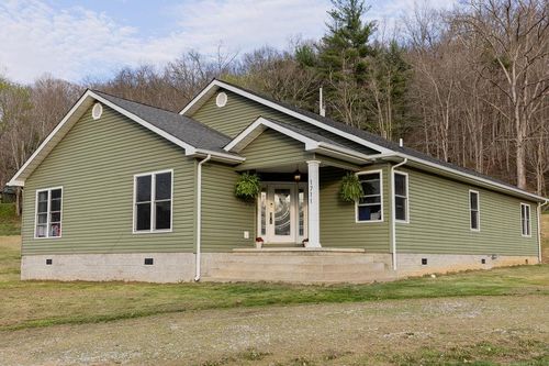 1711 E Us Highway 60, Grayson, KY, 41143-1685 | Card Image