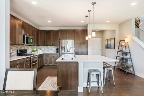 460 Elk Track Cir, Granby, CO, 80446-9295 | Card Image
