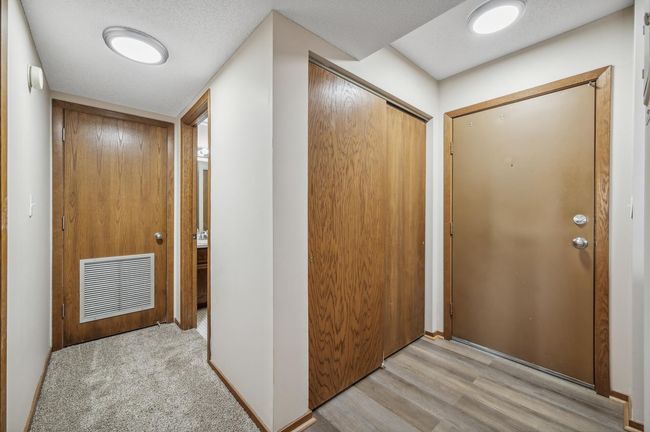 Entry | Image 10