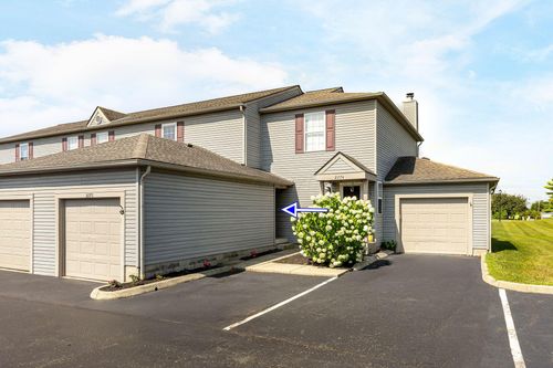 67e-2276 Sandman Dr, Columbus, OH, 43235-7151 | Card Image