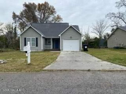 404 Seventh St, Maysville, NC, 28555-8029 | Card Image