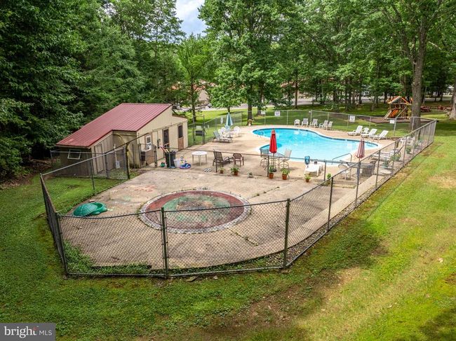 1-C-2 - 189 Red Run Rd # 1 C 2, Townhouse with 2 bedrooms, 2 bathrooms and null parking in Oakland MD | Image 37