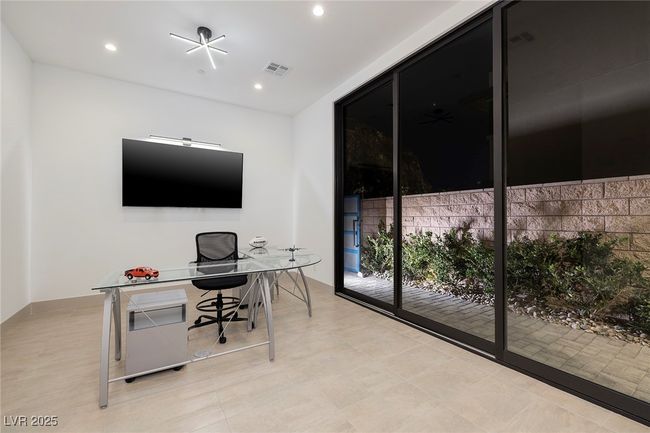 645 Overlook Rim Dr, House other with 4 bedrooms, 6 bathrooms and null parking in Henderson NV | Image 14