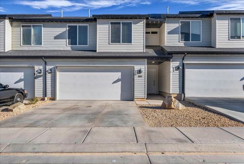 33-384 W 2050 N, Cedar City, UT, 84721-8511 | Card Image