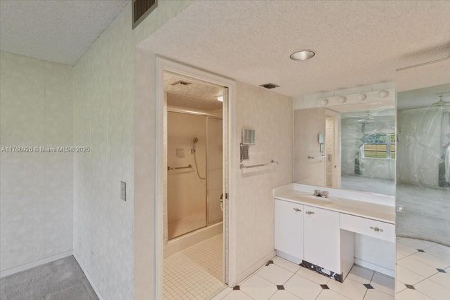 APT-101F - 12701 Sw 13 Th St, Condo with 2 bedrooms, 2 bathrooms and null parking in Pembroke Pines FL | Image 22