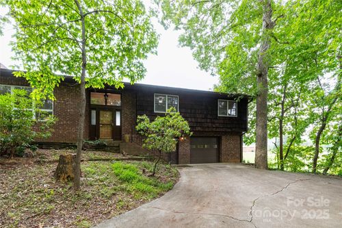 35 Heatherly Dr, Candler, NC, 28715-9557 | Card Image