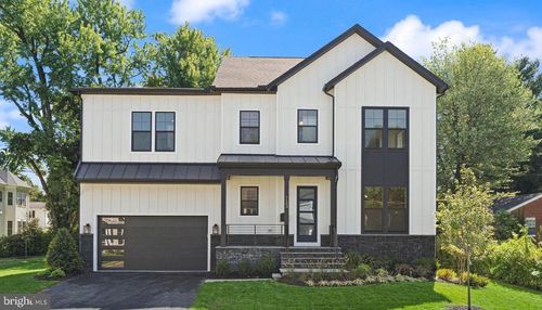 903 Hillcrest Dr Sw, VIENNA, VA, 22180-6455 | Card Image